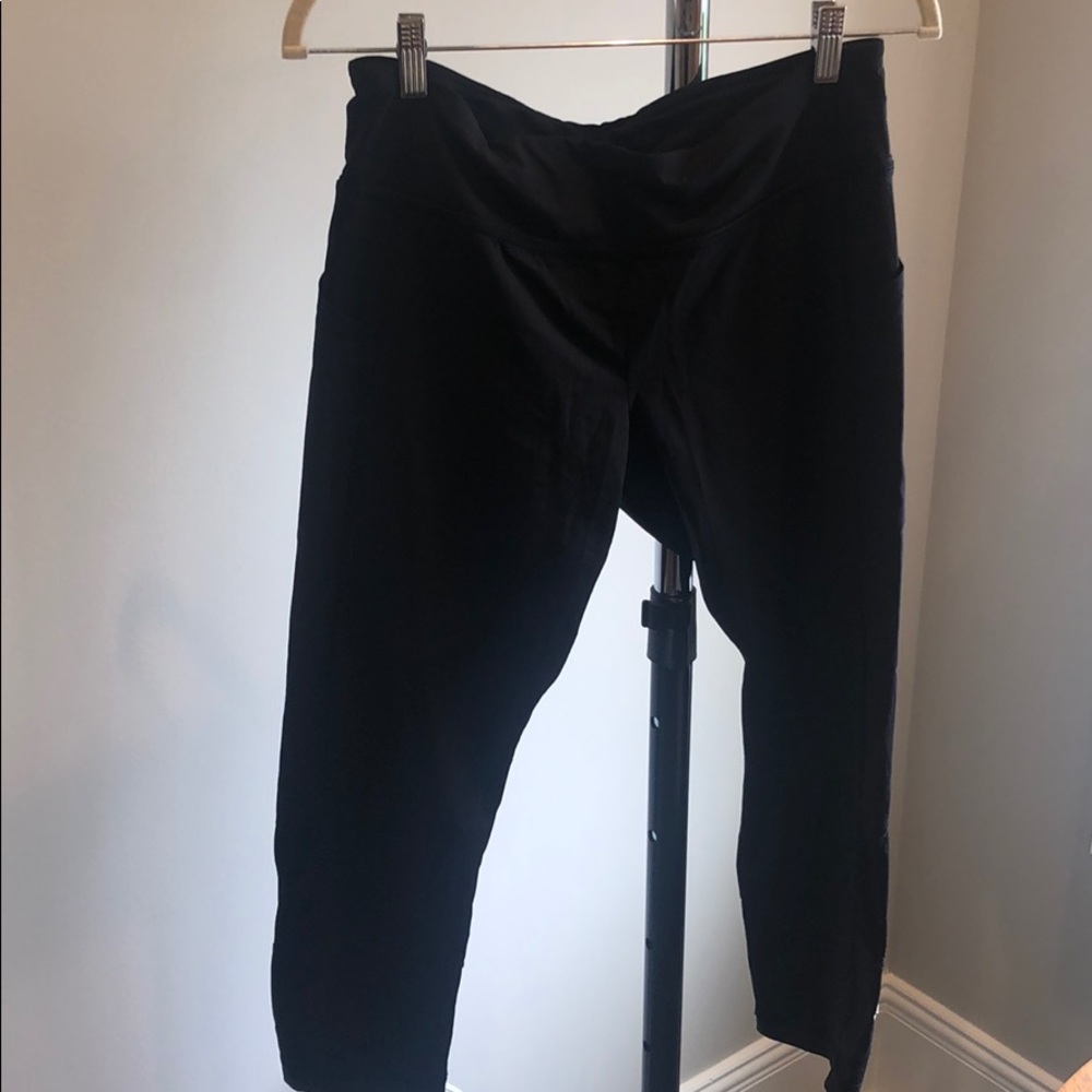 Lululemon black leggings size 10